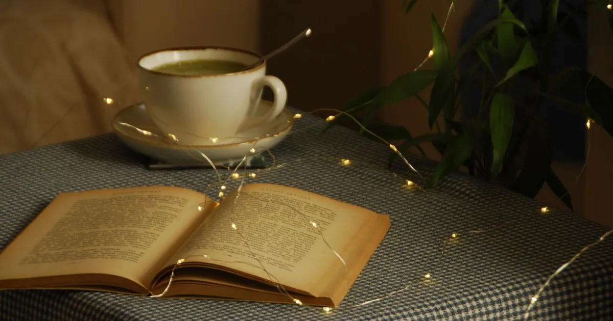 Ritual noturno para desacelerar: como preparar o corpo e a mente antes de deitar
